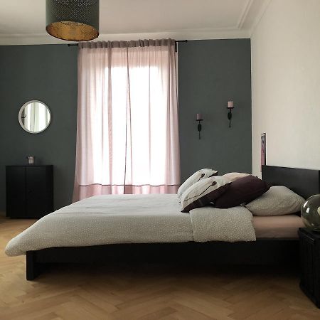 Appartement Douces Heures Avec Parking Couvert Prive เลอ ลอคเคลอ ภายนอก รูปภาพ